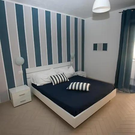 Desi Διαμέρισμα Tropea