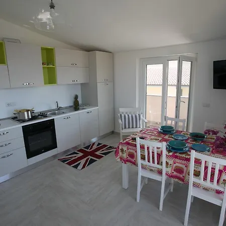 Desi Διαμέρισμα Tropea