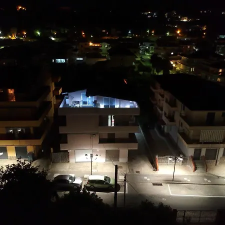 Desi Διαμέρισμα *